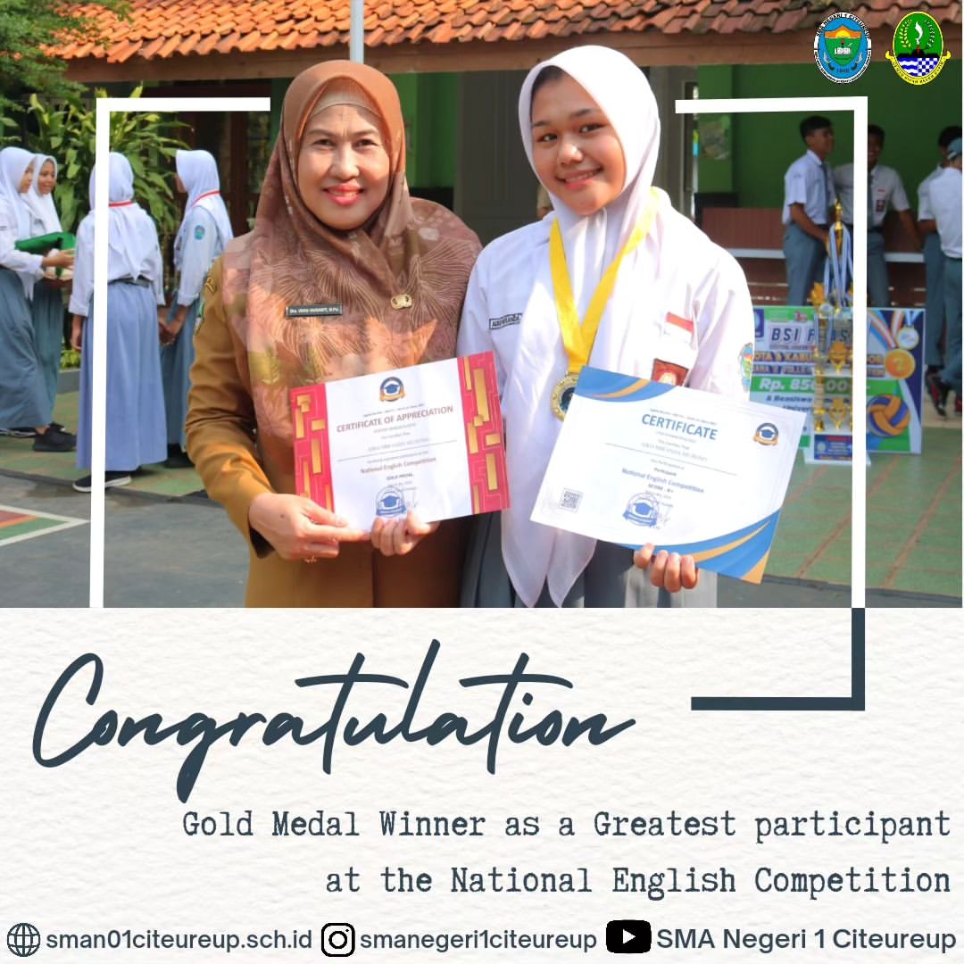 Medali emas sebagai Greatest Participant pada National English Competition