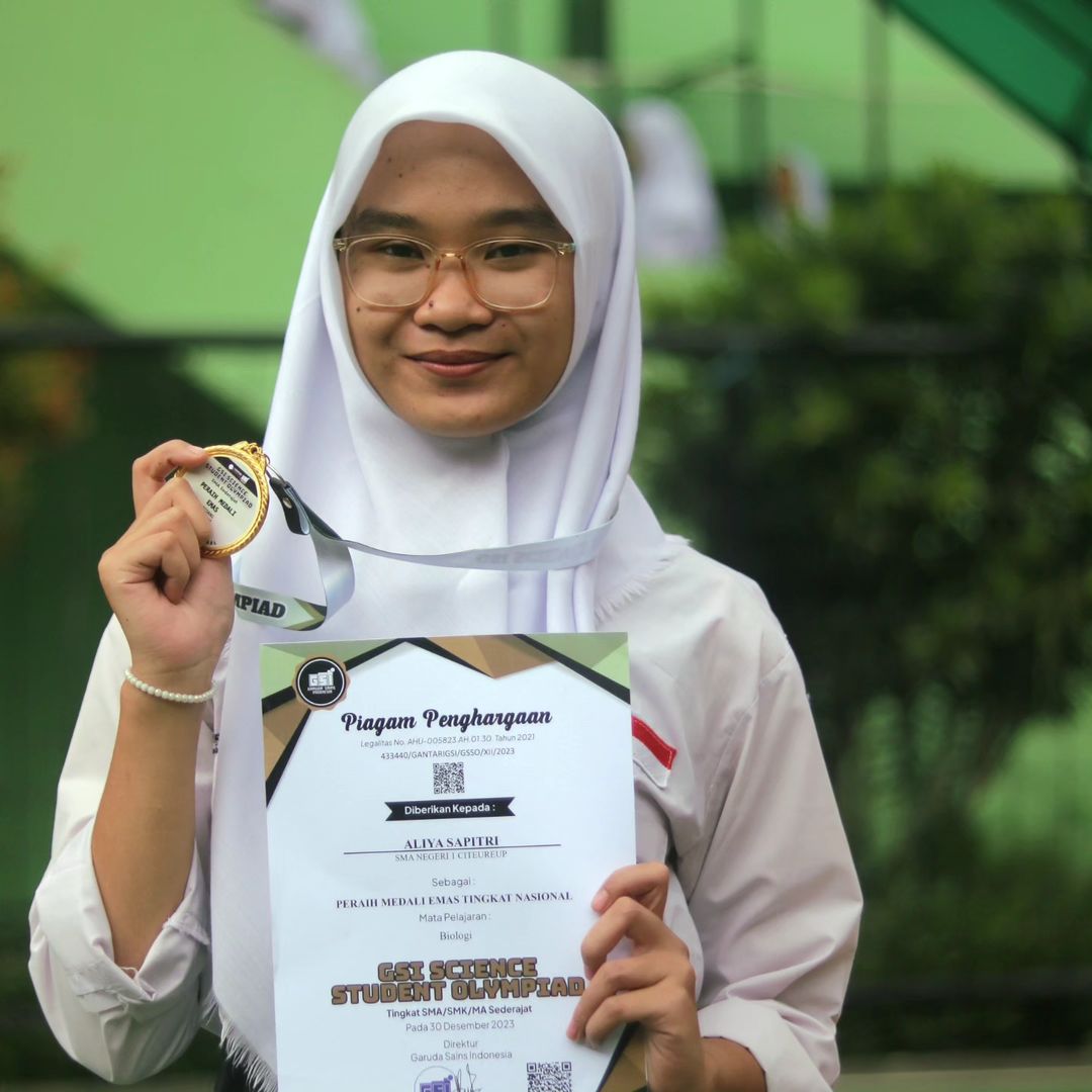 Medali Emas pada GSI Science Student Olympiade Tingkat Nasional Mata Pelajaran Biologi